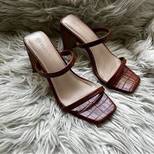 Brown Croc-Embossed Women's Heels
